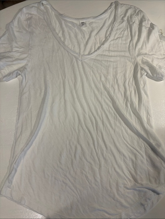 bp Tops - bp White Women's V-Neck Tee